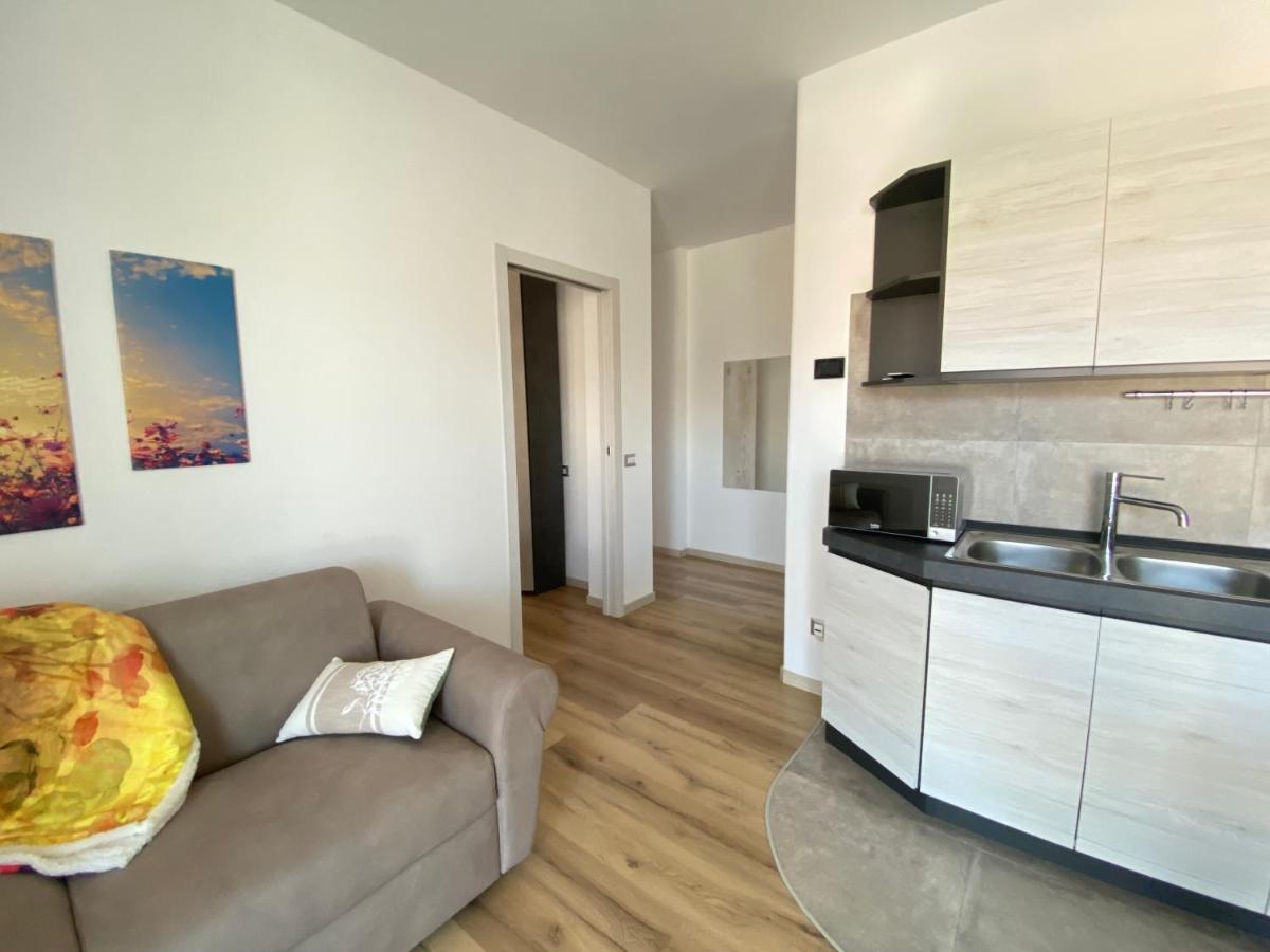 Il Giardino Dei Ciliegi Apartment Colico Luaran gambar