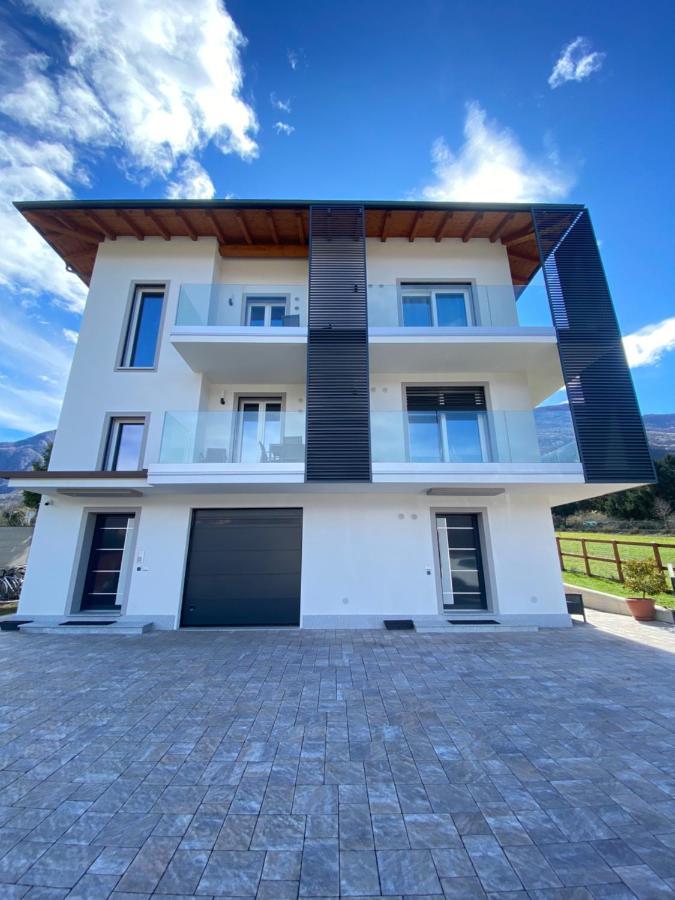 Il Giardino Dei Ciliegi Apartment Colico Luaran gambar