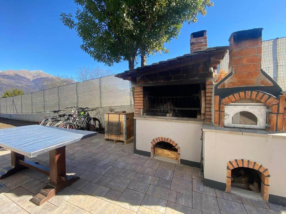 Il Giardino Dei Ciliegi Apartment Colico Luaran gambar